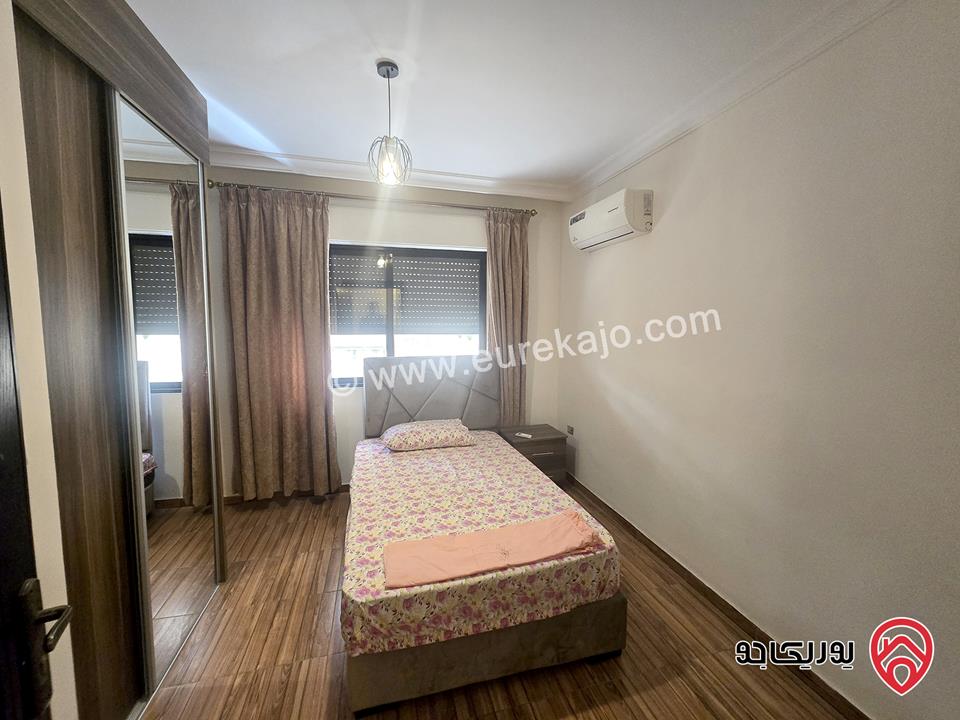 شقة ارضية مساحة 130م داخلي و 50م خارجي مع مدخل وكراج خاص للايجار مفروشة في عمان - ضاحية الامير راشد 