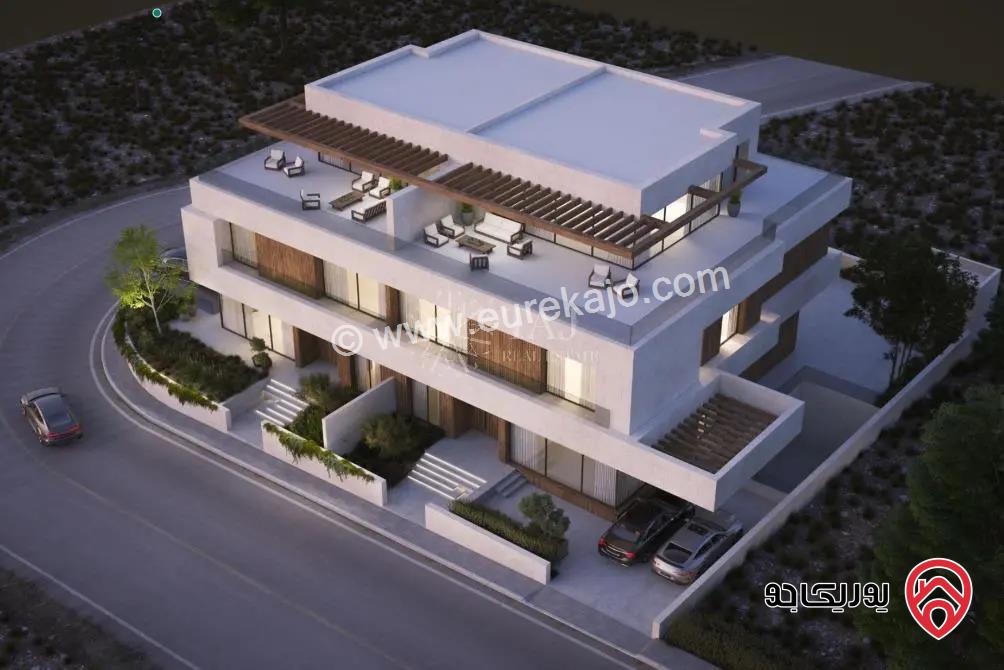 فلل متلاصقة قيد الإنشاء مساحة 850م على ارض 550م للبيع في عمان - عبدون