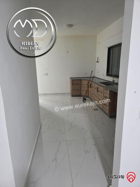 شقة ارضية فارغة للايجار في عمان - تلاع العلي مساحة 125م مع ترس 40م سوبر ديلوكس تصلح للعرسان بسعر مميز 