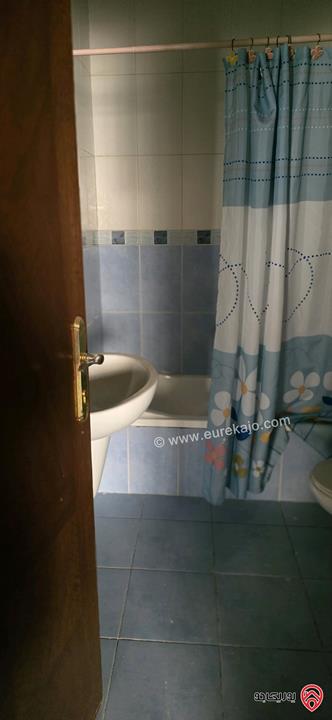 شقة طابق ثاني مساحة 223م للبيع في عمان - خلدا