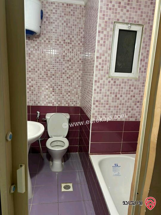 ستديو مفروش مساحة 70م  للطالبات أو الموظفات للايجار في اربد