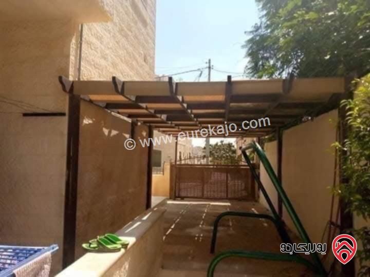 بيت مستقل مكون من طابقين 4 شقق على أرض 581م للبيع في عمان - طبربور