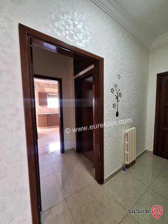 شقة مساحة 185م طابق ثاني للبيع في صويلح إسكان المهندسين