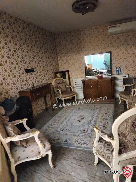 شقة طابق ارضي معلق مساحة 215م داخلي و 150م خارجي للبيع في عمان - شفا بدران