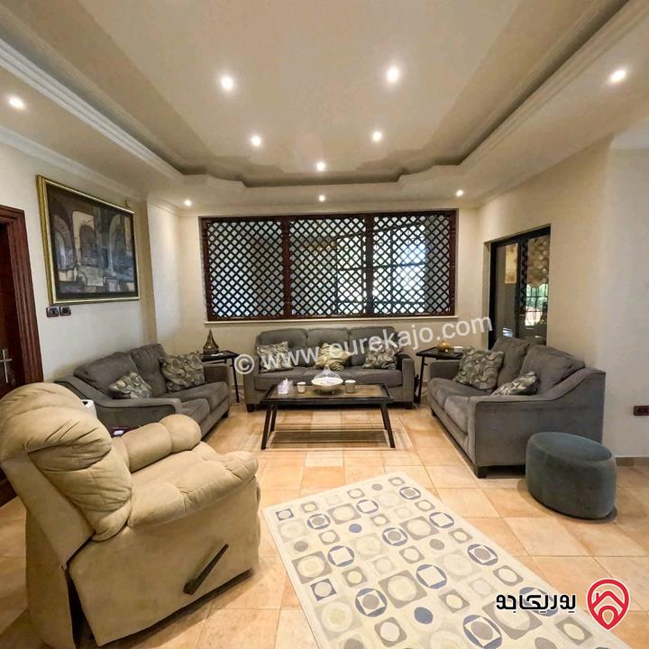 فيلا مميزة مساحة 1200م على أرض 800م للبيع في عمان - عبدون الشمالي 