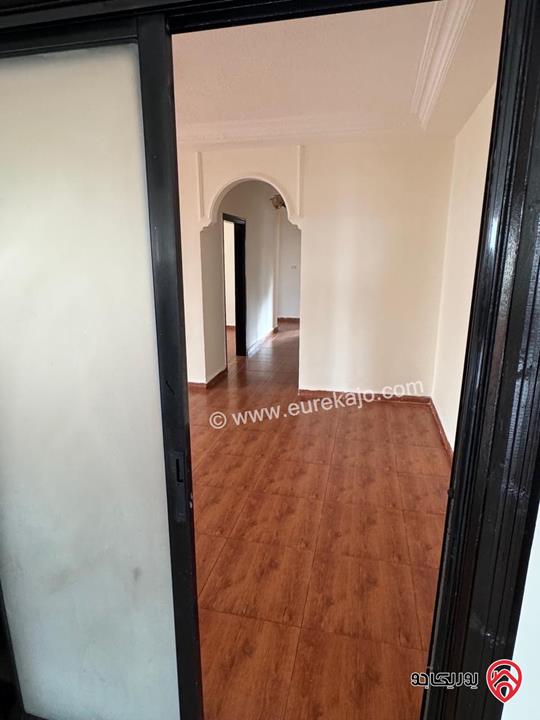 شقة طابق ثاني مساحة 200م للايجار في عمان - مرج الحمام