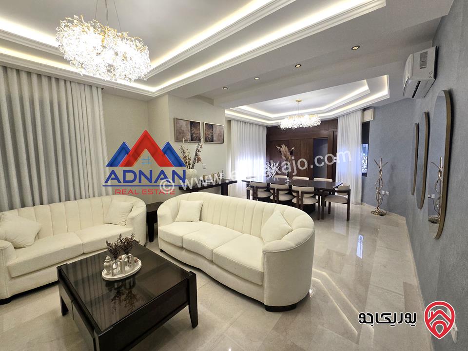 شقة طابقية مساحة 230م فخمة ملوكية مفروشة بالكامل للإيجار السنوي في عمان - عبدون