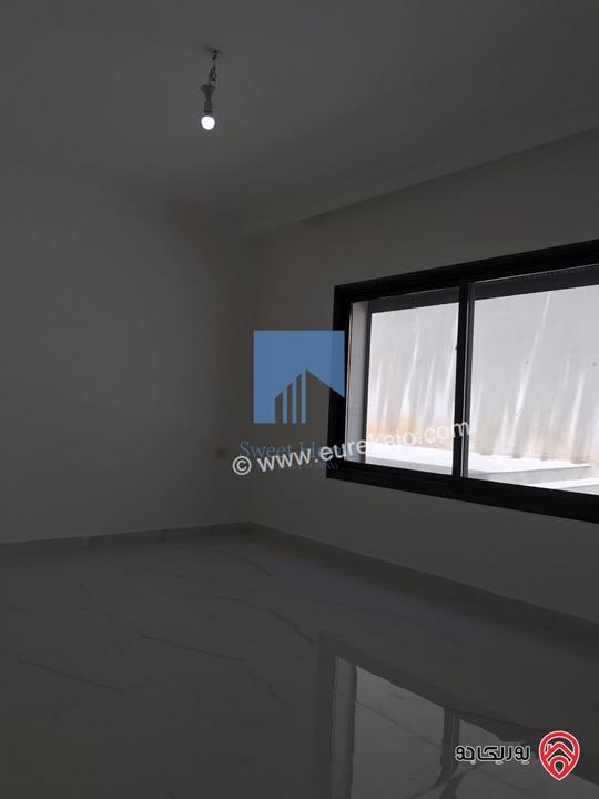 شقة فاخرة للبيع في عمان - خلدا قرب المدارس الإنجليزية 280م مع حديقة وترسات 320م لم تسكن