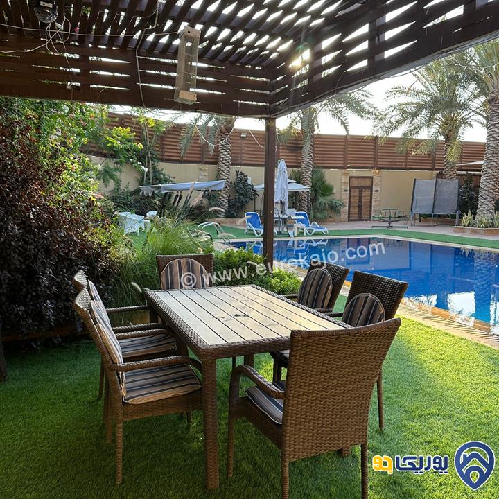 شاليه - مزرعة BENZ VILLA DEAD SEA مساحة الأرض 720م والبناء 250م للبيع في البحر الميت
