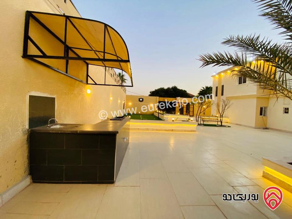 شاليه مساحة الأرض 624م ومساحة البناء 150م للبيع في البحر الميت