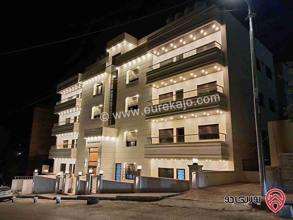 شقة طابق أخير مع روف مساحة 190م للبيع في عمان - طبربور بالقرب من دوار الدبابه