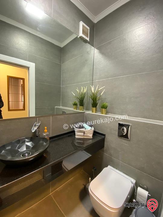 شقة مفروشة مساحة 180م طابق أول للايجار في عمان - دير غبار