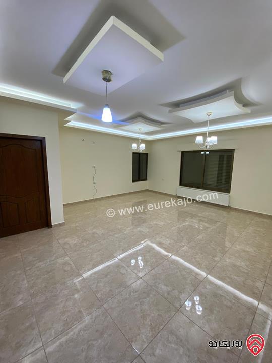 شقة مساحة 190م طابق ثالث للبيع في عمان - ضاحية الرشيد 