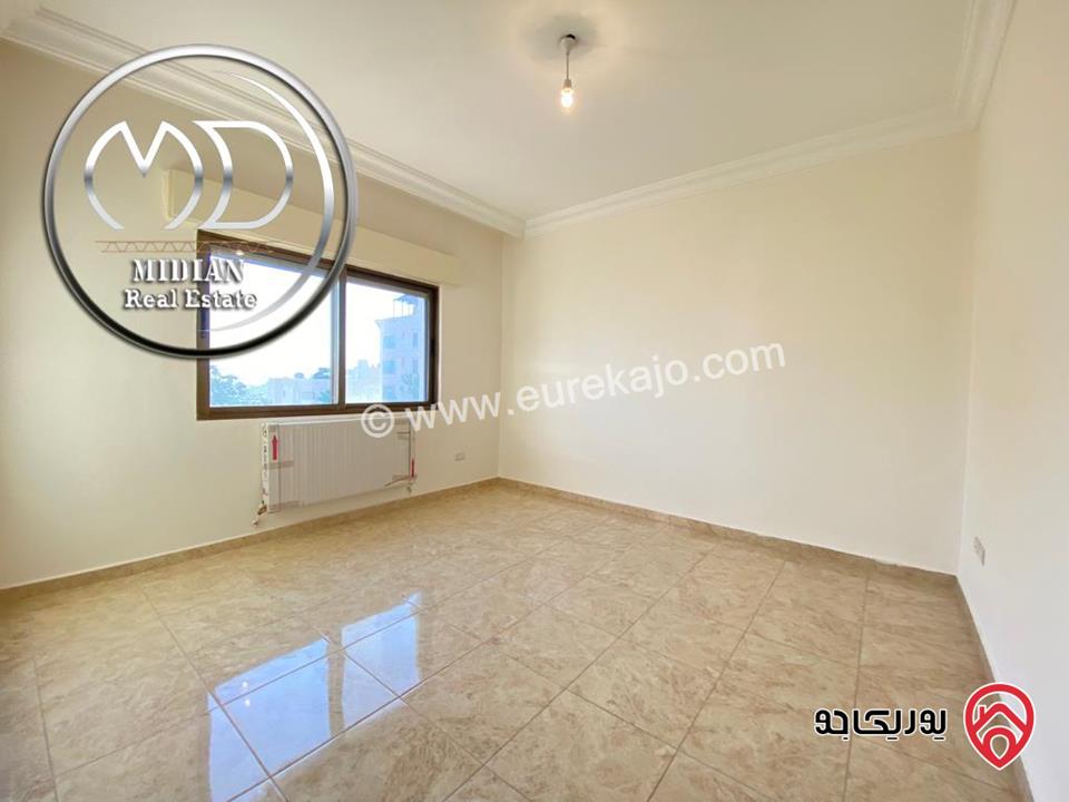 شقة فارغة للايجار في عمان - الرابية مساحة 200م طابق ثاني تشطيبات و ديكورات سوبر ديلوكس اطلالة جميلة