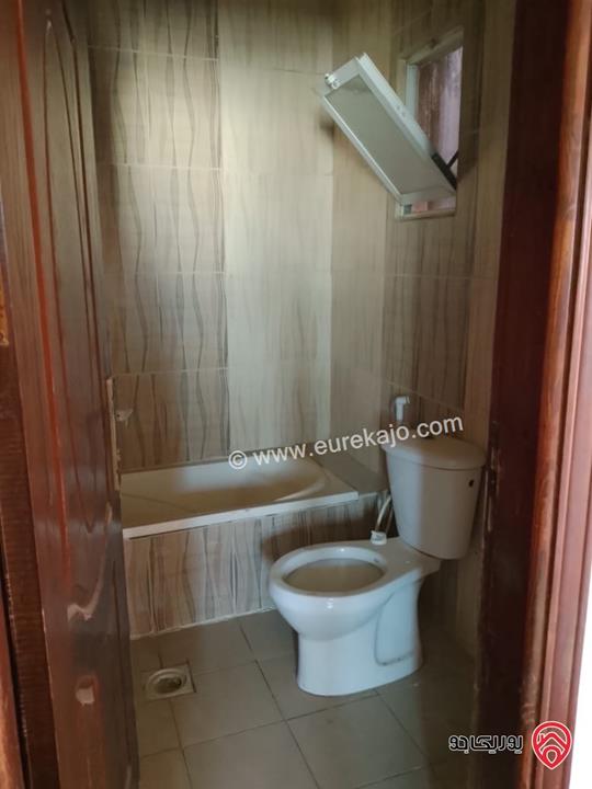 شقة مساحة 127م طابق ثالث للبيع في اربد - الحي الشرقي، مقابل مخفر الحي الشرقي 