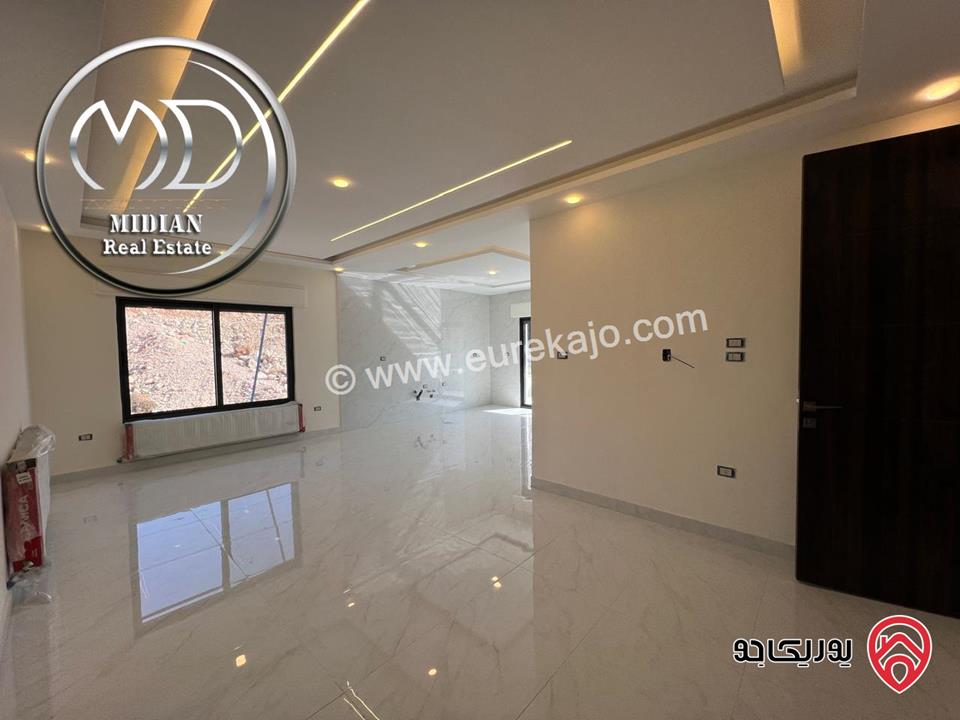 شقق جديدة للبيع في عمان - الظهير مساحات 160م & 200م تشطيبات وديكورات فاخرة مع تراسات و حدائق اطلالة جميلة بأسعار مميزة