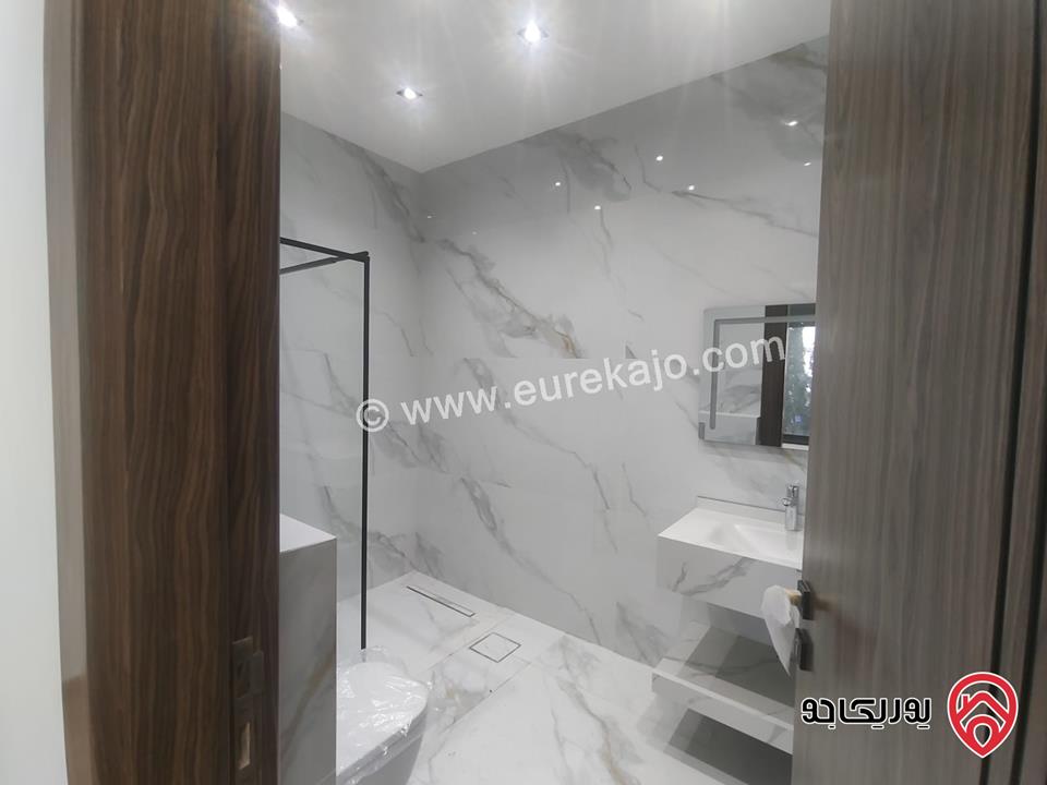 شقق مساحة 217م / 220م للبيع في عمان - ام اذينة الشمالي 