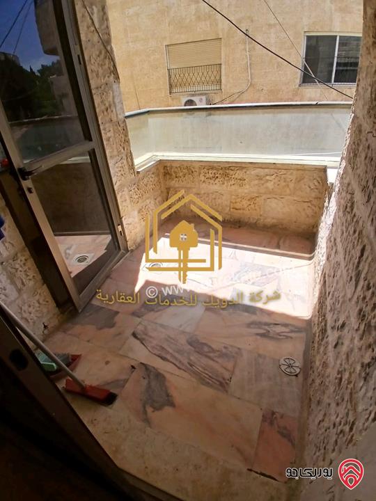 شقة فارغة طابق أول مساحة 140م للإيجار في عمان - تلاع العلي 