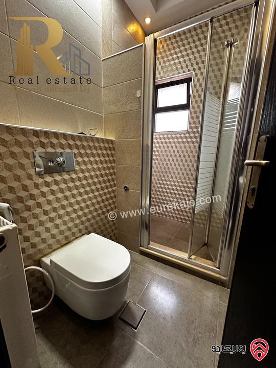 شقة طابق ثالث مساحة 232م للبيع في عمان - ضاحية النخيل 