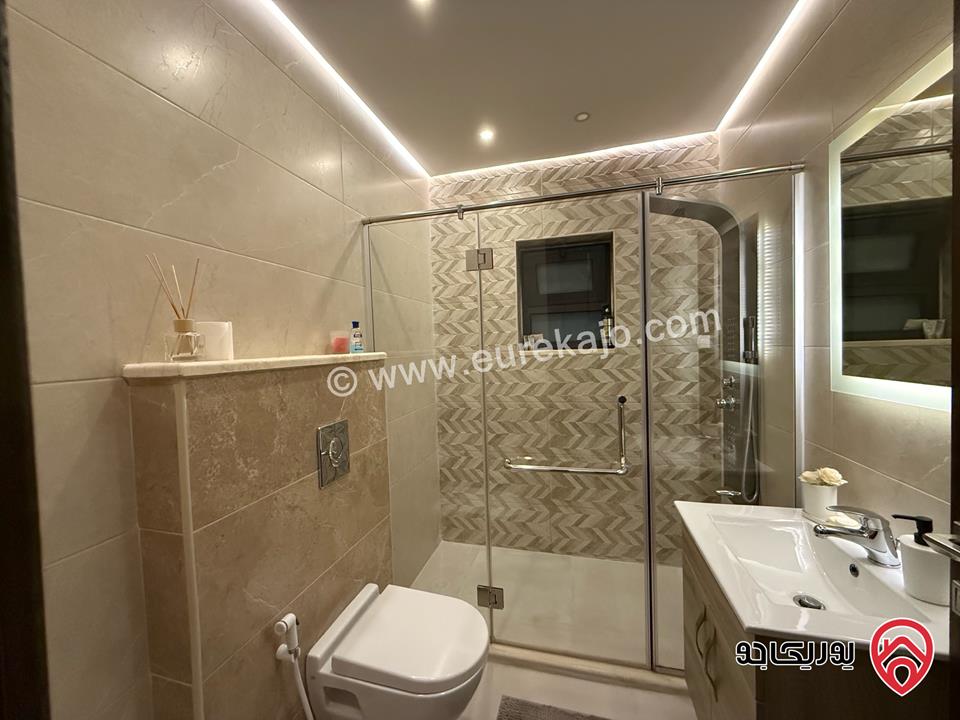 Modern 3rd-Floor Duplex 230 sqm with Rooftop & Terrace for sale in Amman - Marj Alhamam