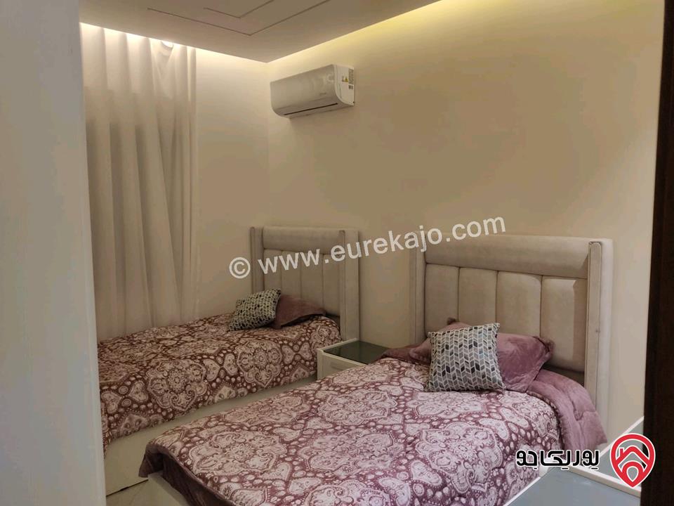 شقة سوبر ديلوكس طابق ثالث مساحة 100م للايجار في عمان - تلاع العلي