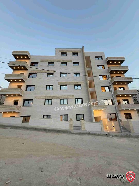 شقة أرضية ديلكوس مساحة 150م داخلي و 90م خارجي للبيع في عمان - الجبيهة الامام الغزالي