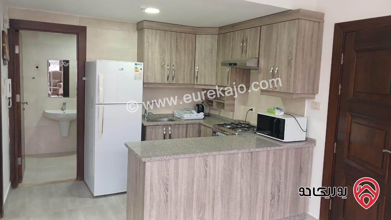 روف مساحة 90م مبني 65م للبيع في عمان - عبدون 