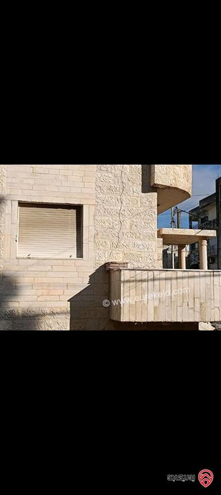 شقة مساحة 120م طابق اول للبيع في اربد 