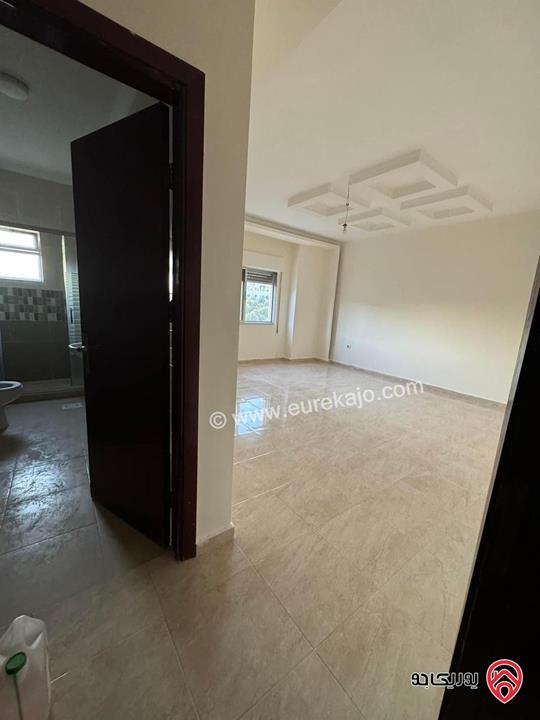 شقة فاخرة مساحة 185م طابق ثالث للإيجار في عمان - شفا بدران 