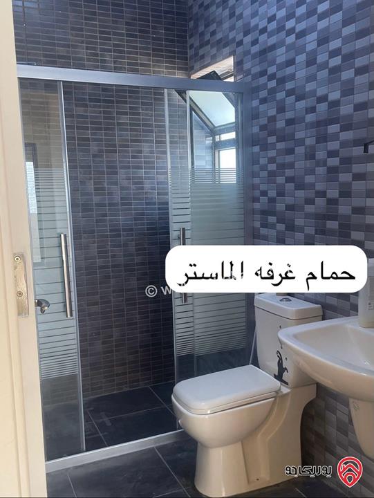 روف طابق ثالث مساحة 135م للبيع في أجمل مواقع الفحيص قرب دوار القيامة مواصفات مميزة و في حالة الجديد