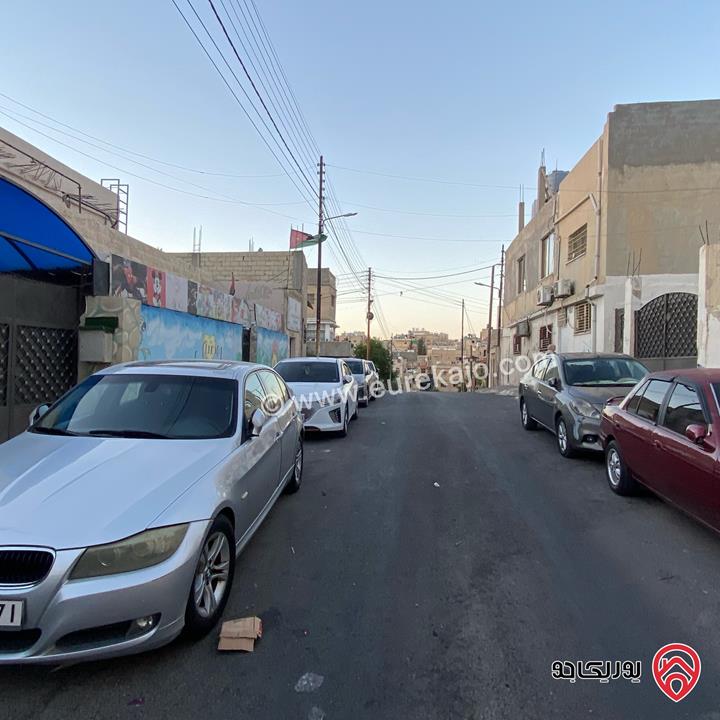 منزل مستقل مكون من طابقين ومخزنين على أرض 292م للبيع في عمان - ماركا