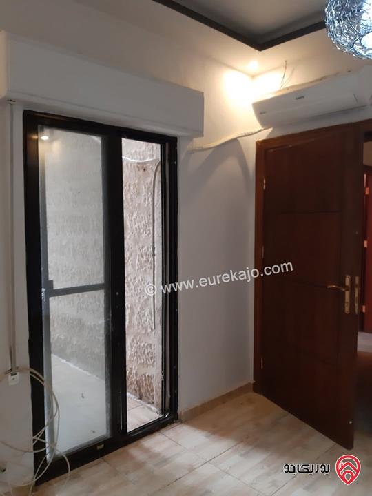 شقة أرضية مساحة 185م داخلي و 70م خارجي للإيجار السنوي في عمان - الجبيهة – أم زويتينة