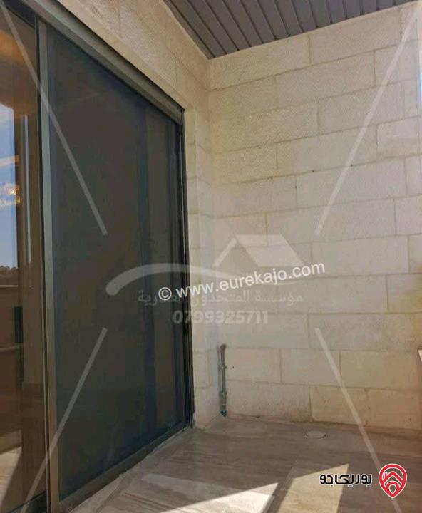 شقة فارغة طابق ثالث مساحة 130م للايجار في عمان - خلدا 
