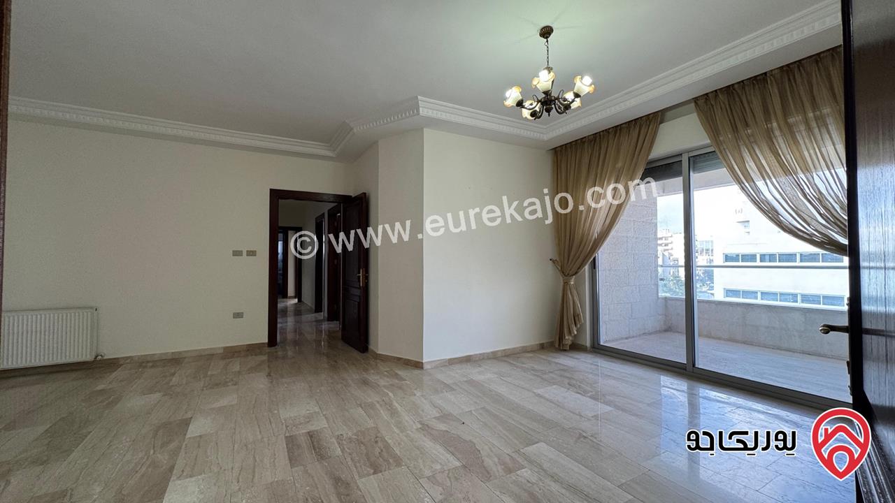 Unfurnished 4 Bedroom Apartment 300 Sqm for rent in Amman - 5th Circle