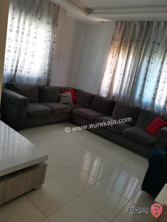 بيت مستقل مساحة 485م على أرض 300م للبيع في عمان - جاوا  