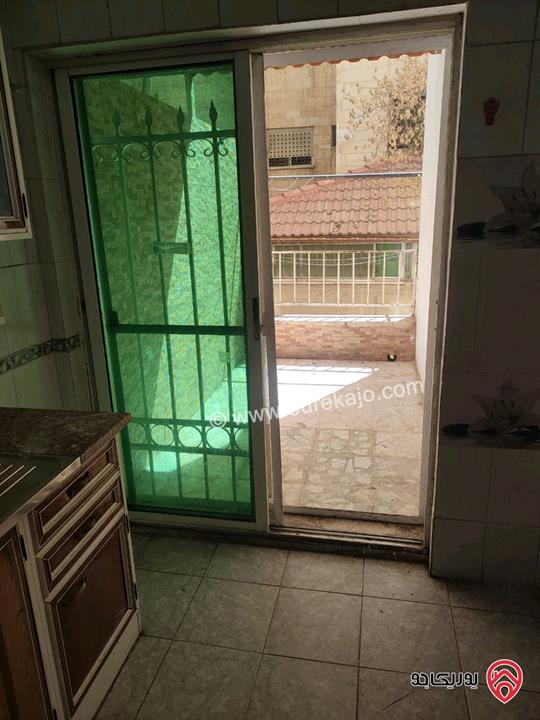 شقة مميزة طابق تسوية مساحة 114م للبيع في عمان - ضاحية الأمير حسن