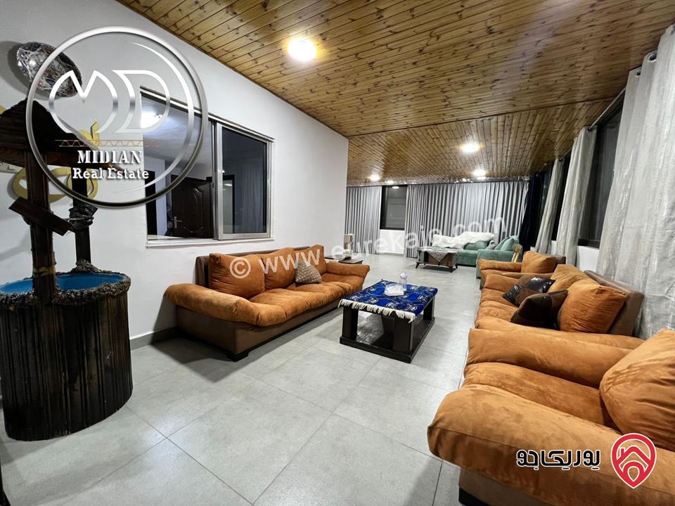 شقة مميزة للبيع طابق أخير مع روف في عمان - خلدا مساحة 340م مع تراسات تشطيبات و ديكورات فاخرة اطلالة رائعة بسعر مغري جداً