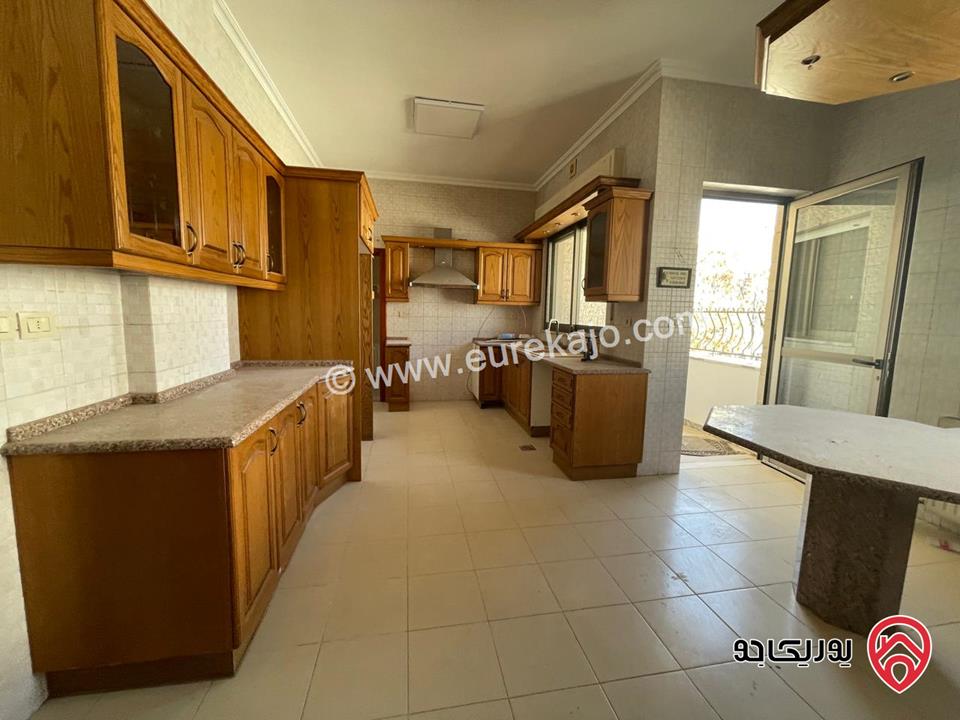 شقة فارغة مساحة 325م للإيجار في عمان - ضاحية الأمير راشد 