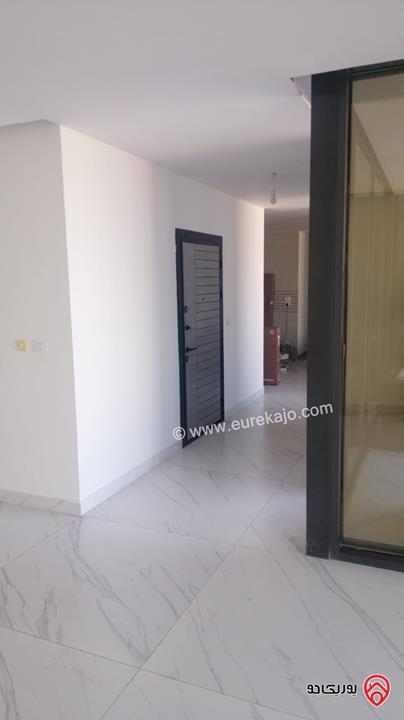 شقة طابقية سوبر ديلوكس مساحة 190م للايجار في مشروع أوكسجين في عمان - حي الياسمين رجم عميش 