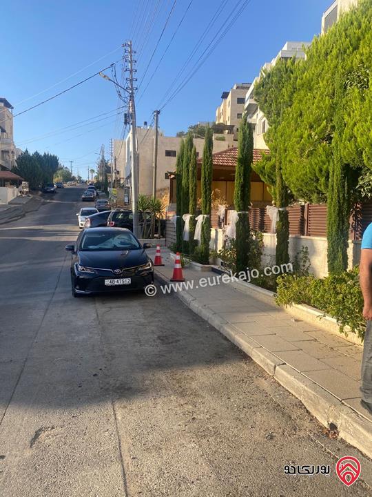 شقة فاخرة مساحة 350م طابق أول للايجار في عمان - دابوق 