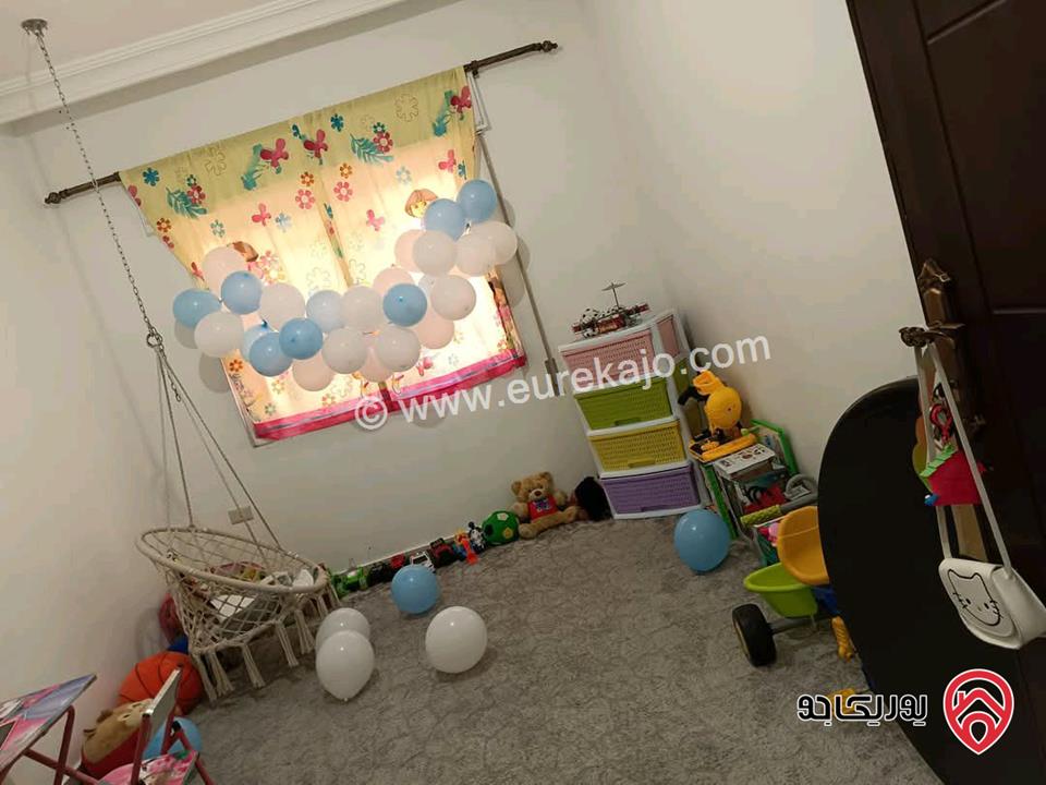 شقة مساحة 121م طابق أول للبيع في عمان- ضاحية الاستقلال بجانب جامع ابو بكر