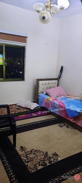 بيت مستقل مكون من 3 طوابق على أرض 252م للبيع في عمان - ماركا الجنوبية 