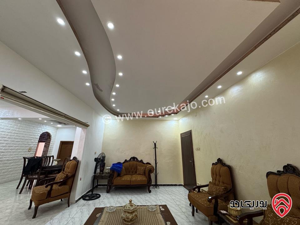 منزل مساحة 230م على أرض 450م للبيع في الزرقاء/الزواهرة – بالقرب من مسجد المصطفى ومسجد الفلاح