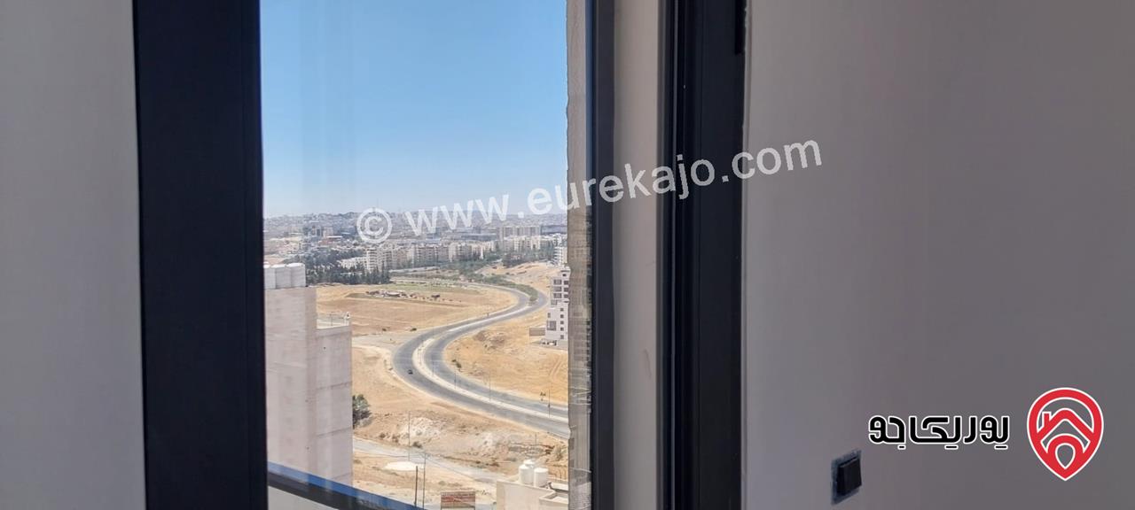 شقة للبيع في عمان - دير غبار طابق اخير مع روف مساحة البناء 180م ومساحة الترس 80م