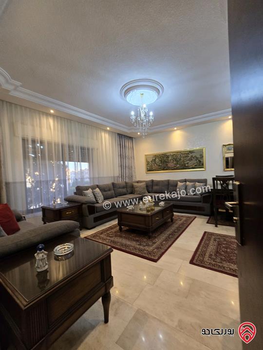 شقة مساحة 175م طابق أول للبيع في عمان -  تلاع العلي مفروشة بالكامل بحالة جيدة جدًا 