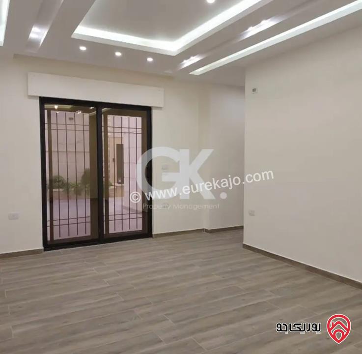 شقة تسوية مساحة 200م داخلي و 200م خارجي للبيع في عمان - مرج الحمام