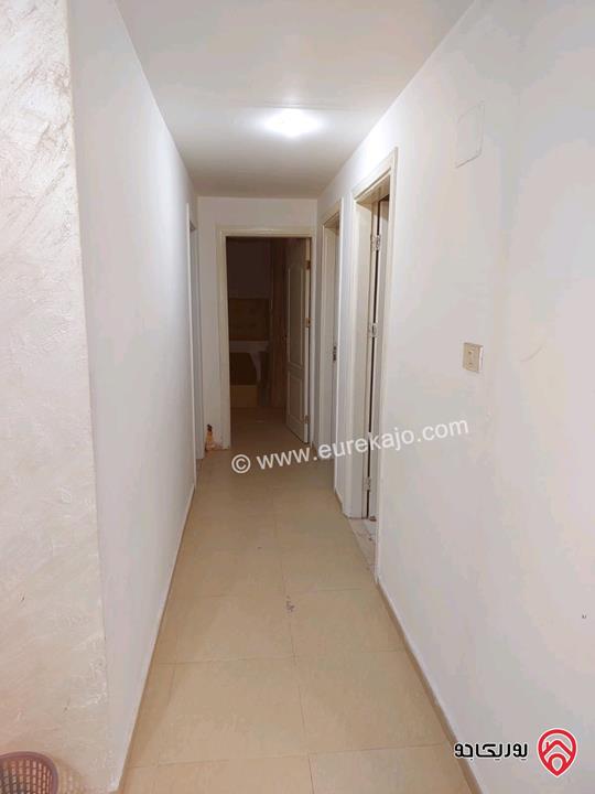 شقة طابق اول مساحة 70م للبيع في عمان - الشميساني