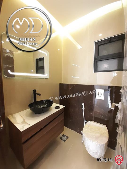 شقق طابقية جديدة مساحات 170م تشطيبات و ديكورات فاخرة للبيع في عمان - الرابية