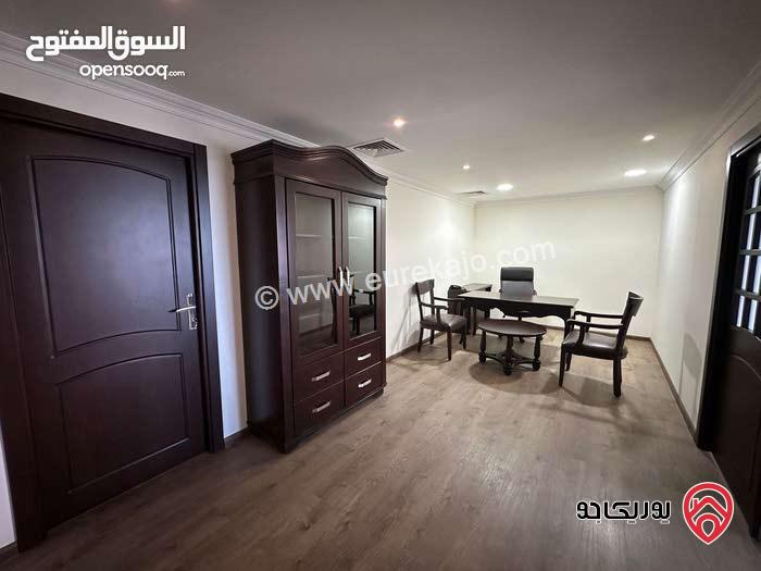 مكتب مفروش مساحة 235م للايجار أو للبيع في عمان - الصويفية