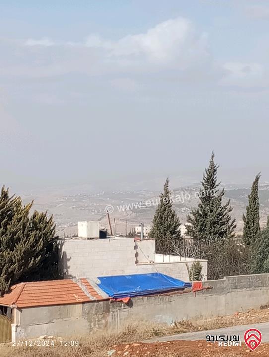 فيلا 200م على أرض 1دنم للبيع في عمان - ناعورام القطين يقبل عقار جزء من الثمن